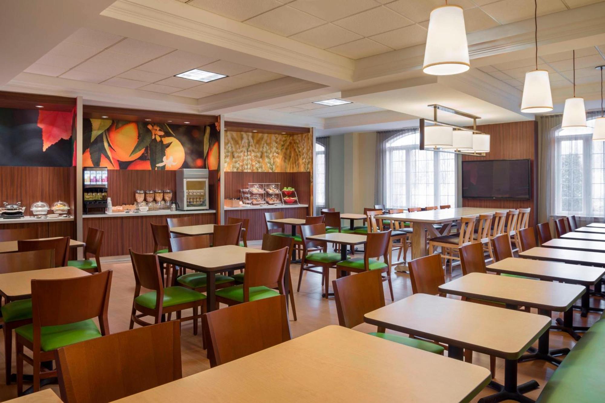 Fairfield Inn & Suites By Marriott Ottawa Kanata Exterior foto