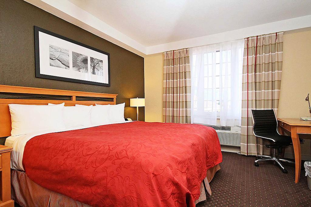 Fairfield Inn & Suites By Marriott Ottawa Kanata Habitación foto